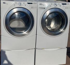 Whirlpool Duet Front Load Washer and electric Dryer Set