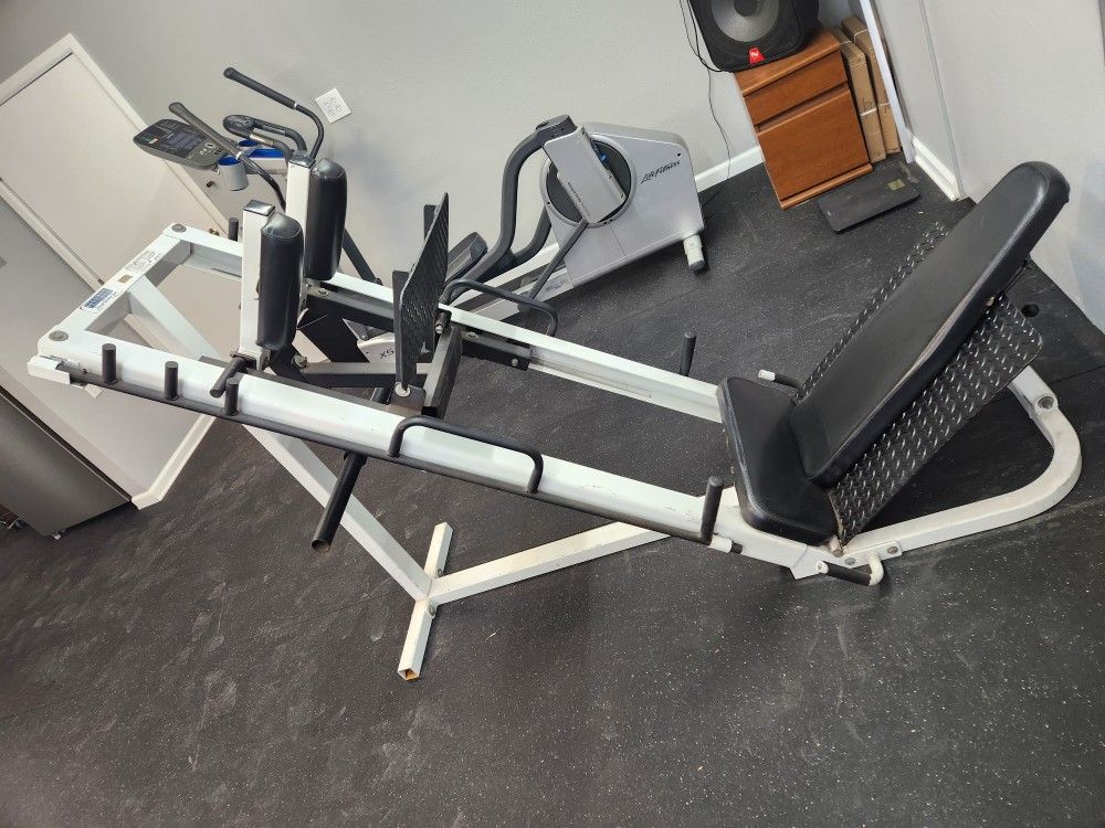 Leg Press Hack Squat Machine Exercise Workout Equipment