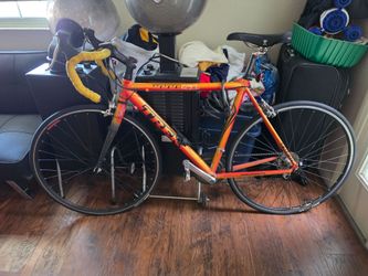 Trek 1000 SL Bike