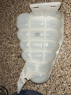 Lostar LSETIN002 heavy-duty pressurized coolant recovery tank