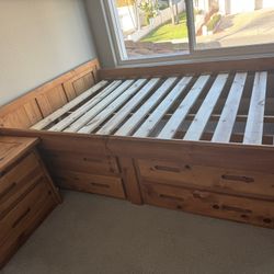 Wood Bed Set - Free