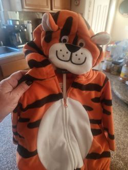 Carter's Baby Tiger Halloween Costume 2-Piece Set size 12 months