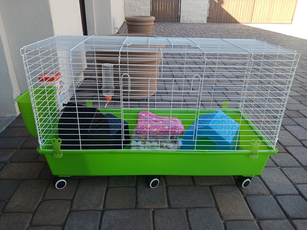Small Animal Cage On Wheels