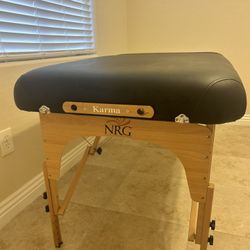 Massage Table 