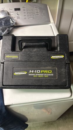 Bacharach H-10 Pro Leak Detector Includes Extension