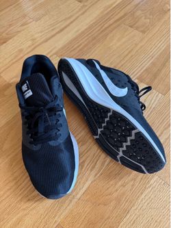Men’s Nike running sneakers size 11