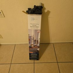 Clothes Rack 