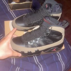 Olive 9s (No Box)