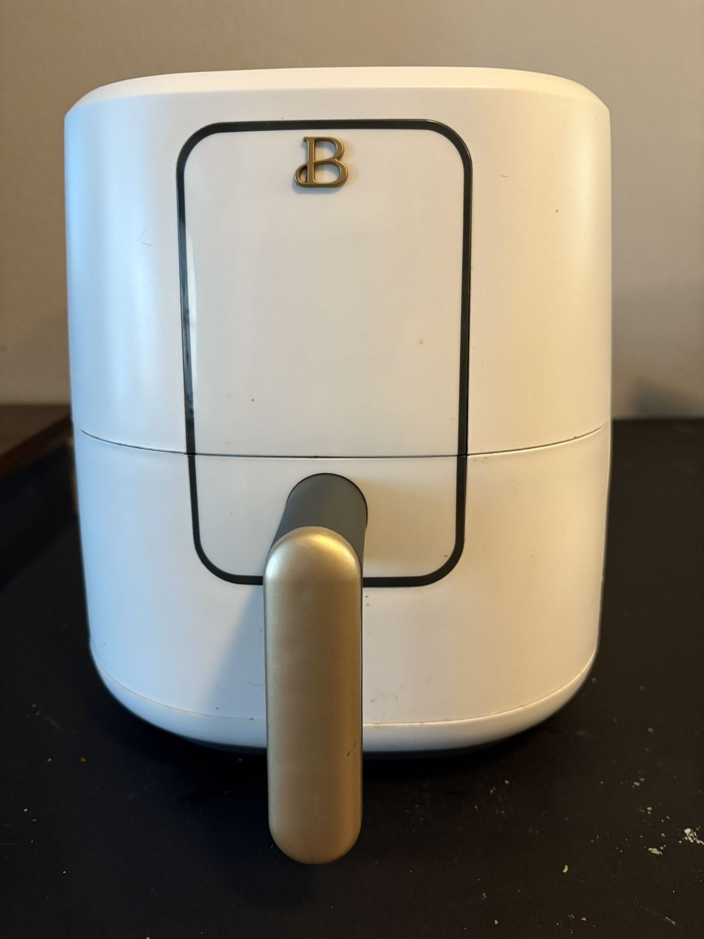 Beautiful 3qt Air dryer