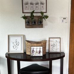 Console/Entry Table 