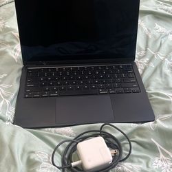 MacBook Air 13in M2 2022