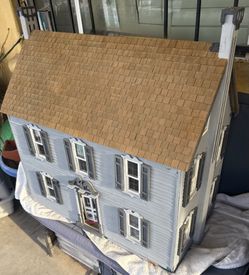 Doll house