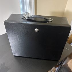 NEW Fireproof Lock Box XL Key Safe – $30 FIRM TODAY!