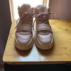 Woman Puma Pink Shoes Size 8.5   