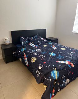 Full bed matress and night stands