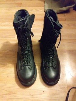 Women Work boots sz 8W