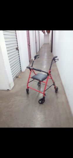 Rollater Like New Pickup 2-8 pm rainbow/charleston cash only read description