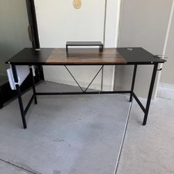 New In Box 56x24x30 Inch Tall Office Computer Study Desk Table With Monitor Stand Top Tier