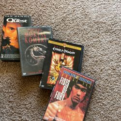 Bruce Lee enter Dragon And Fists Of Fury Plus mortal Kombat