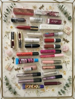Lote lipstick