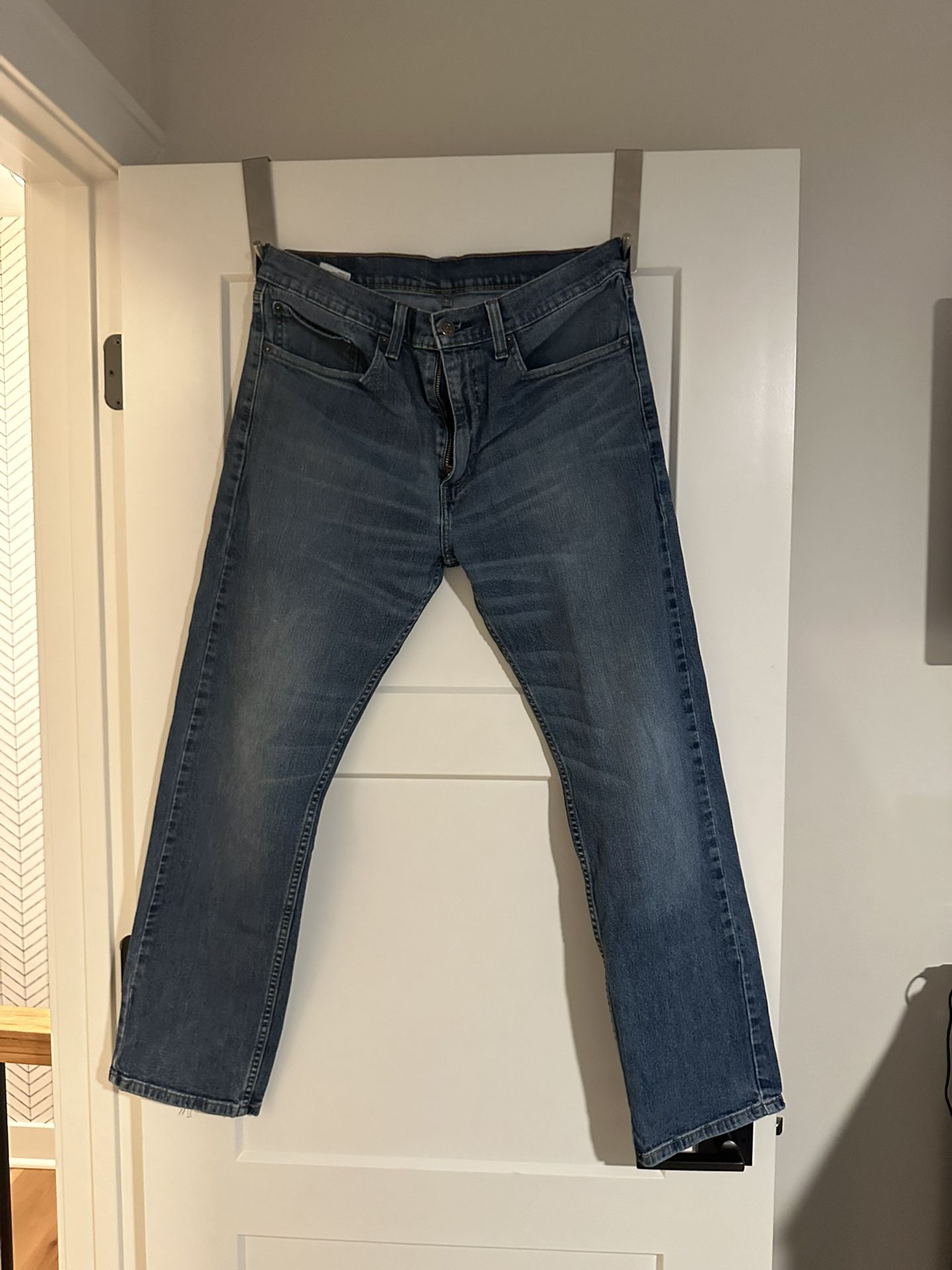 Men’s 34/30 Levi Straight Leg Jeans