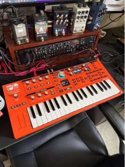 ASM Hydrasynth Explorer (888 Edition)