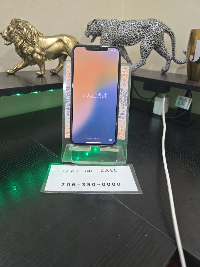 Unlocked IPhone 11 Pro Max