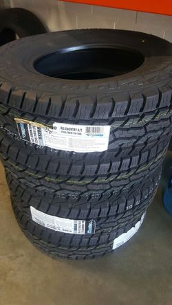 Brand new set LT245/75/16....