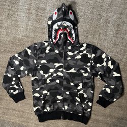 ZIP UP BAPE HOODIE