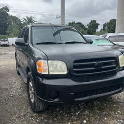 Se Vende  Toyota Sequía 2004