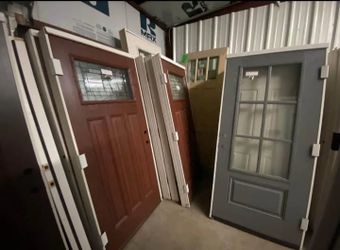 Storm-ready impact windows.
Custom fit. Competitive pricing.