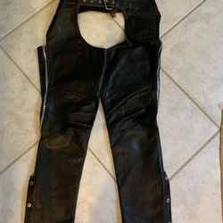 Women’s Black  Leather Riding Chaps 