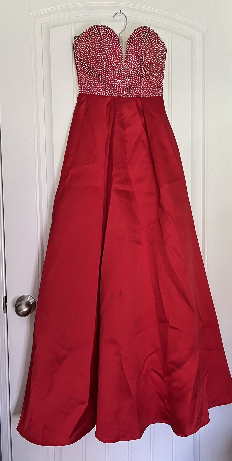 elegant red PROM dress size 0