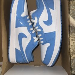 Air Jordan 1s Low 