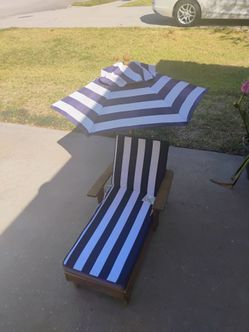 Kids Outdoor Lounge Chair with Umbrella