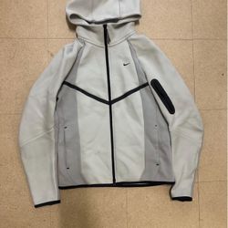 Nike Tech Zip Up