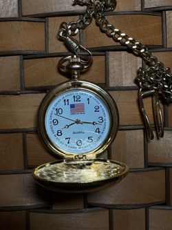 American Pride Golden Pocket Watch With Chain