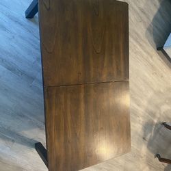 Extendable Table