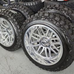 NEW 22x12 fuel wheels wrapped in atturo MT  35x12.50R22 tires