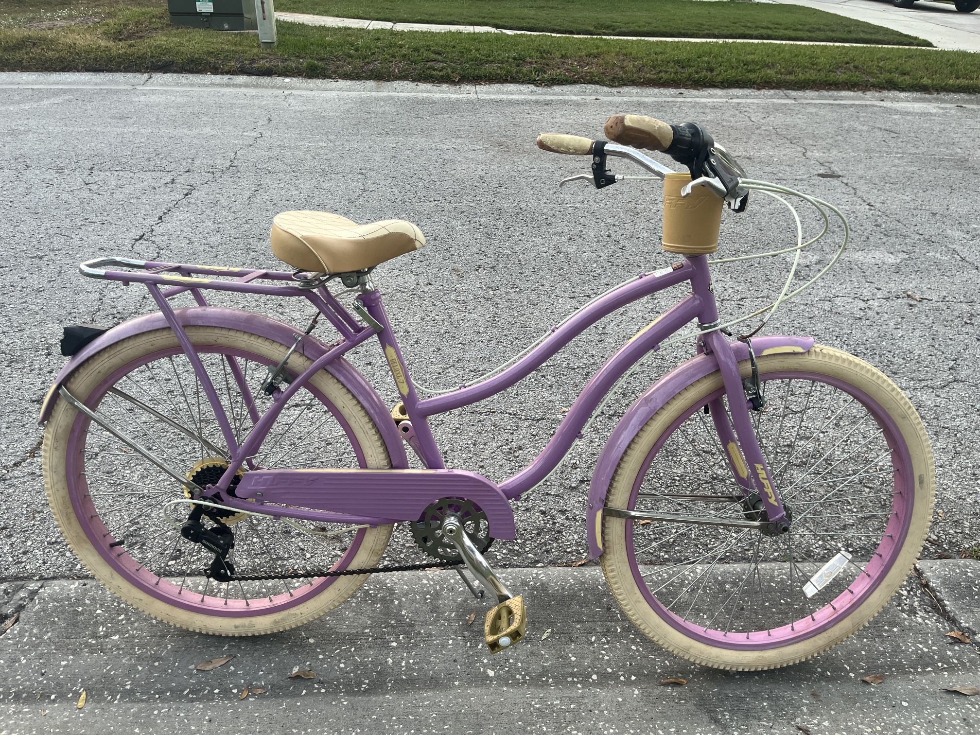 26 Inch Women’s Huffy Beach Cruiser