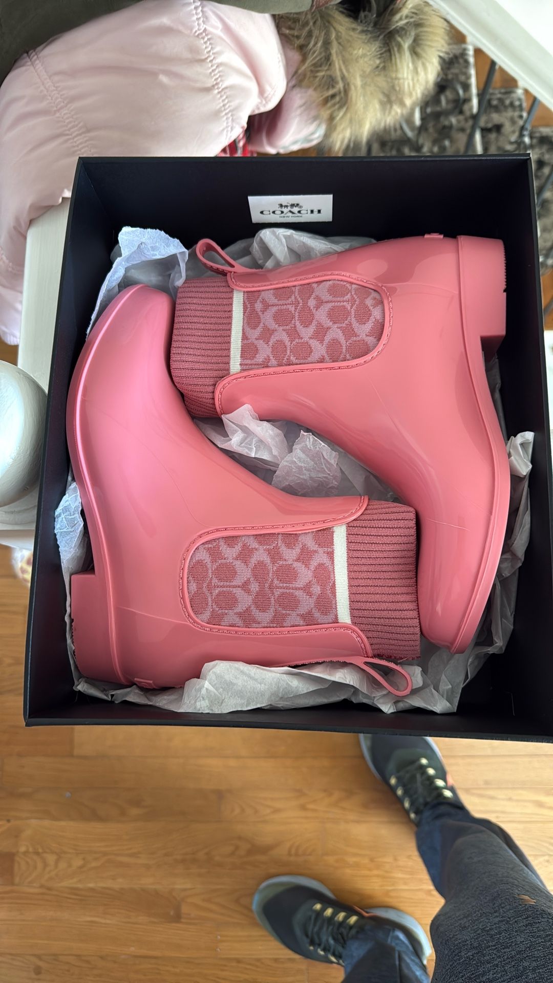 Rubber Rainbootie Taffy Color . Women’s Size 6