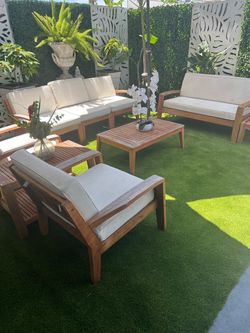 Wooden Outdoor Patio Furniture Set with White Cushions