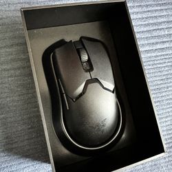 Razer Viper V2 Pro Gaming Mouse 