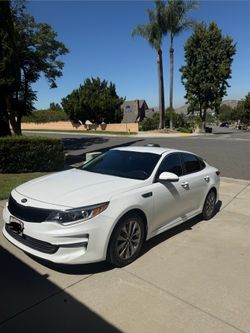 2018 Kia Optima, LX Sedan FWD