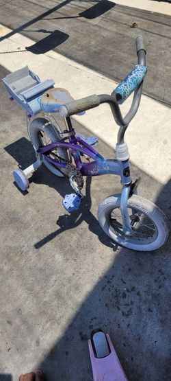 Girls bike