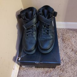 Air Forces Size 12 Black And Silver Used