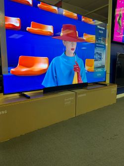 Hisense TV with 4K QD6 100in!!