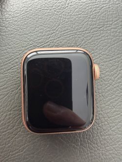40mm Apple Watch SE LTE Cellular Version Mint Condition