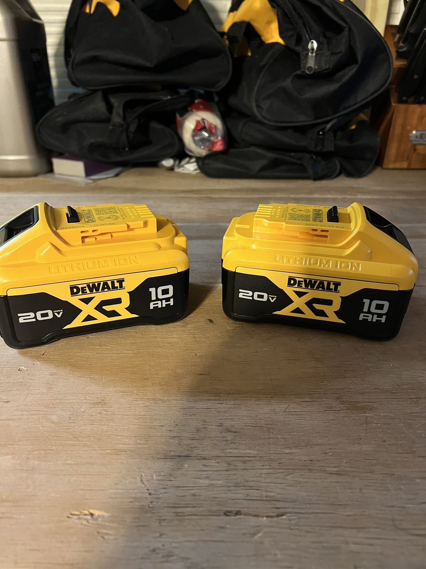 Dewalt 10 AH 20V Batteries