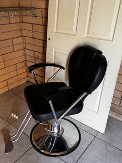 Barber chair